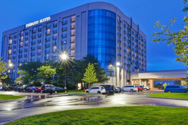 Embassy Suites by Hilton Minneapolis Airport photo 2