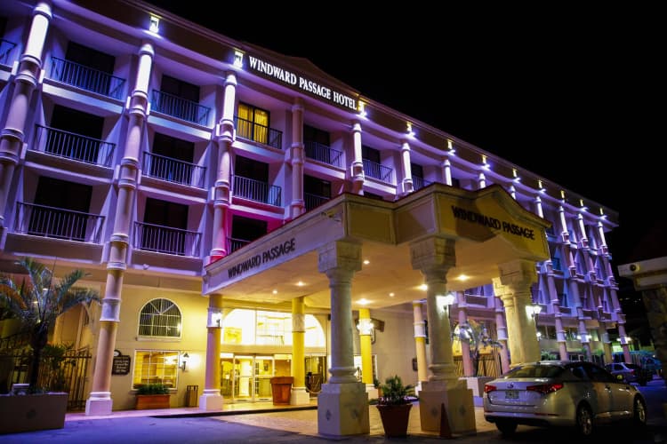 Windward Passage Hotel photo 2