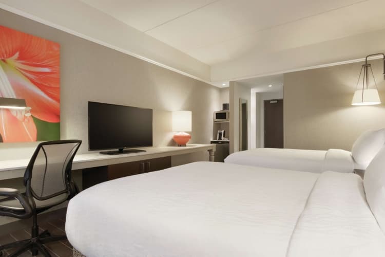 Hilton Garden Inn Calgary Downtown photo 3