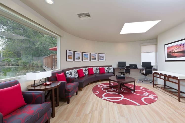 Ramada by Wyndham Santa Barbara, photo 5