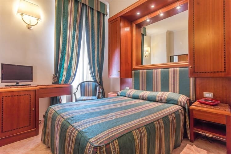 Hotel Lux, photo 4