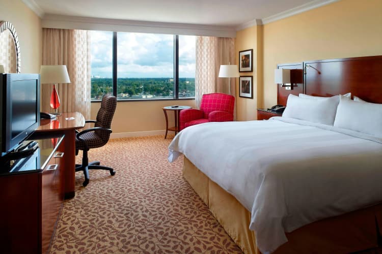 Marriott New Orleans Metairie at Lakeway photo 4
