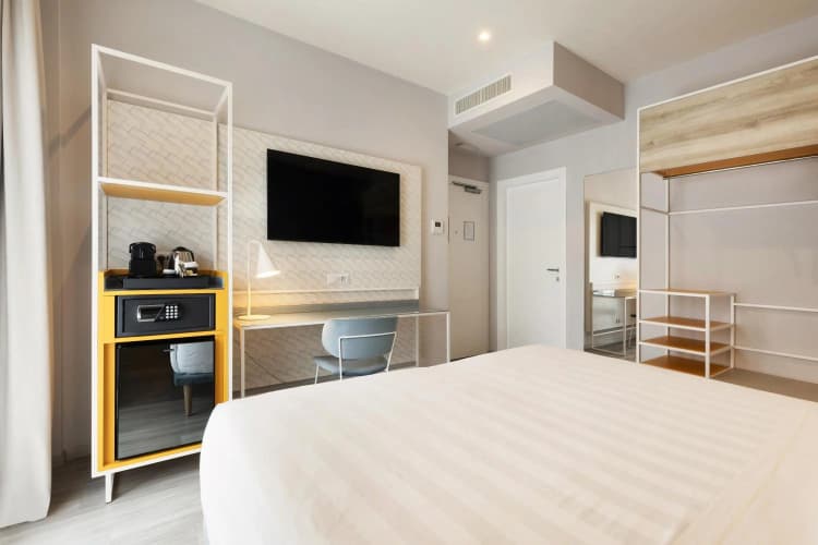 Adesso Hotel photo 5