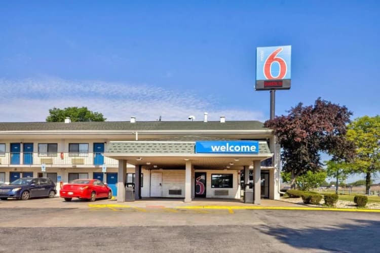Motel 6 Hammond - Chicago Area photo 2