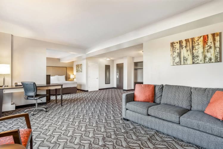 Best Western Airdrie photo 5