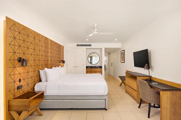 Radisson Blu Resort Fiji Denarau Island photo 4