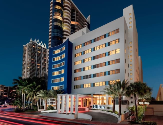 Hilton Cabana Miami Beach photo 2