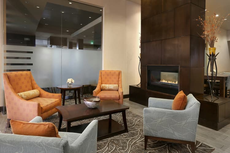 DoubleTree by Hilton Denver - Thornton photo 4