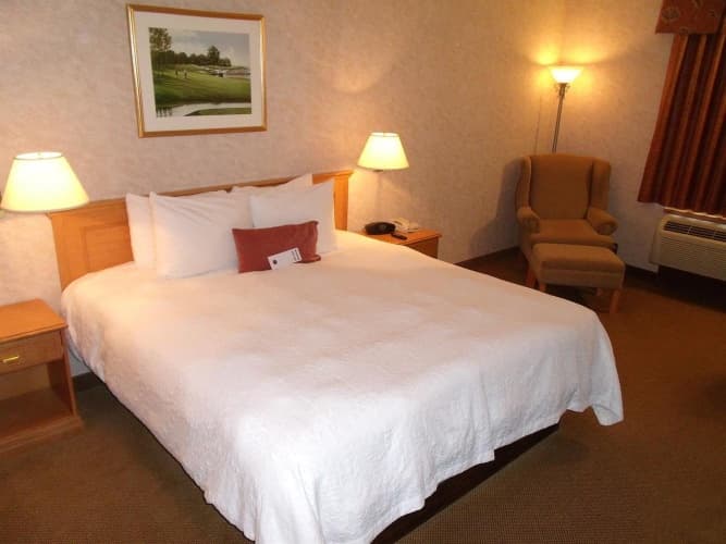 Humphry Inn & Suites photo 5