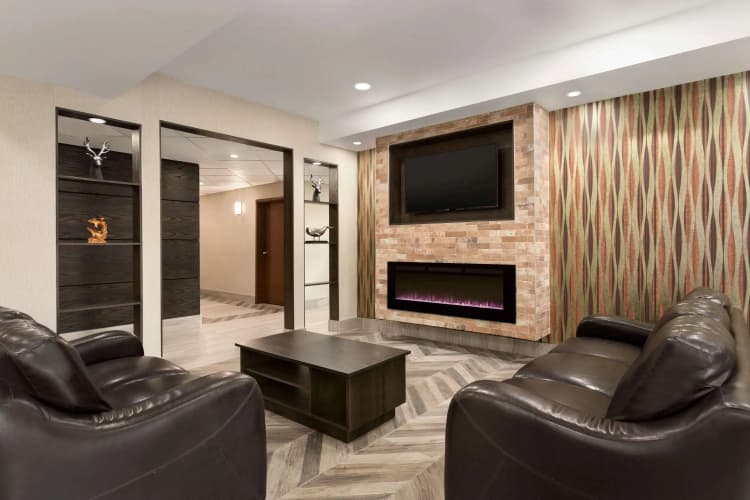 Super 8 By Wyndham Ajax/Toronto, photo 4