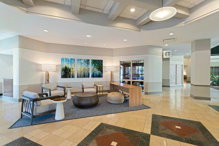 Embassy Suites by Hilton Tampa USF Near Busch Gardens photo 3