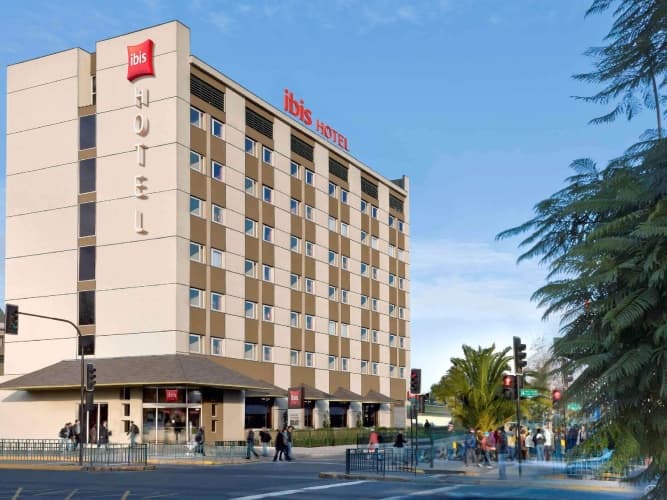 ibis Santiago Estacion Central, photo 2