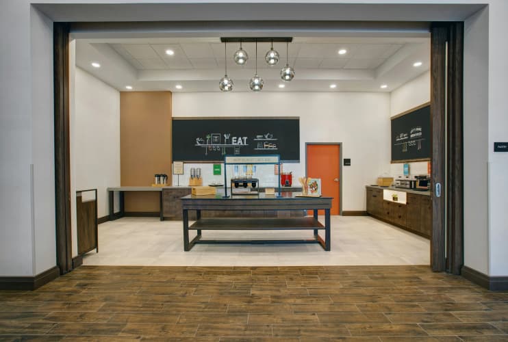 Hampton Inn & Suites by Hilton Waterloo St. Jacobs photo 3