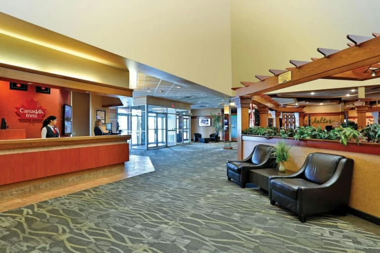Canad Inns Destination Centre Fort Garry photo 3