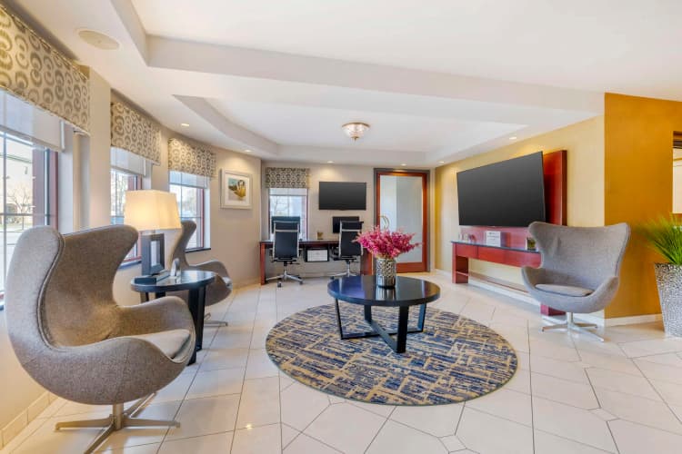 Best Western On The Avenue photo 3