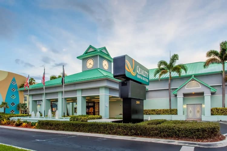 Beachside Hotel & Suites Cocoa Beach photo 2
