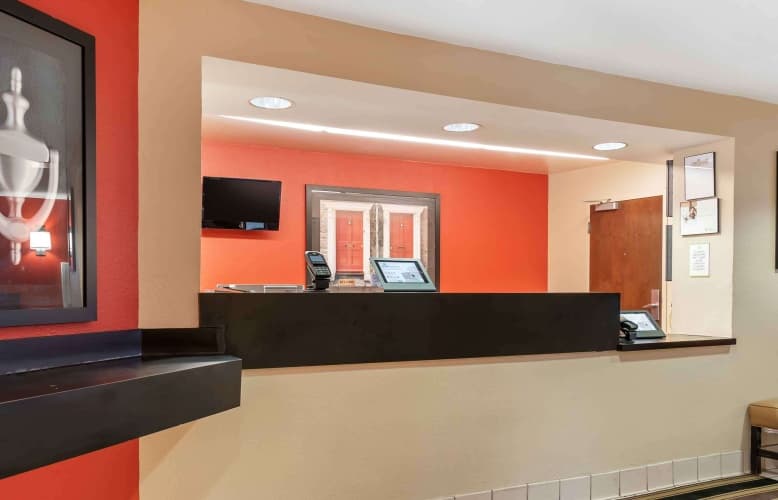 Extended Stay America - Detroit - Sterling Heights photo 3