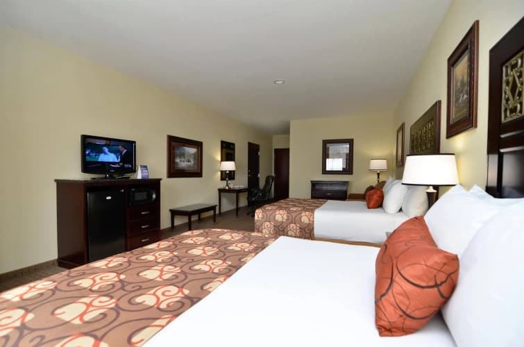 Blanco Luxury Inn & Suites photo 5