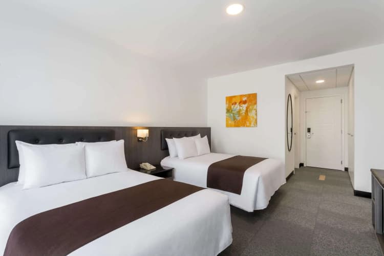 Wyndham Costa del Sol Lima Airport photo 4