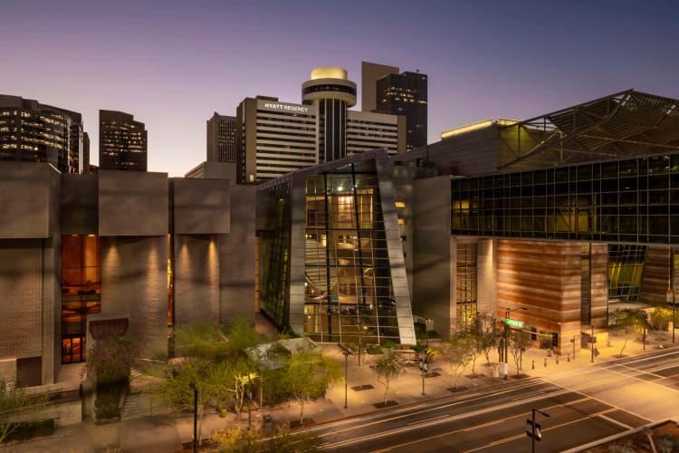 Hyatt Regency Phoenix, photo 2