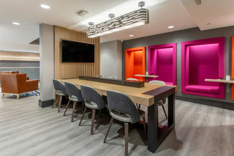 Hampton Inn Oakland Downtown-City Center, CA photo 3