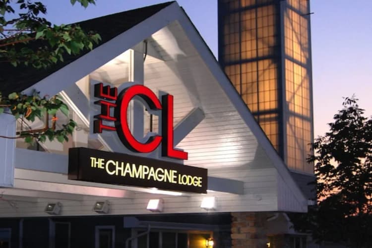 Champagne Lodge And Luxury Suites, photo 2