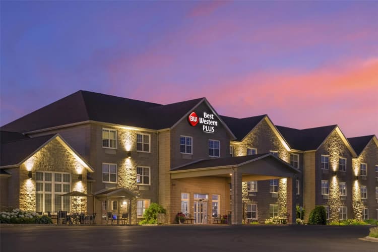 Best Western Plus Woodstock Hotel & Conference Centre photo 2