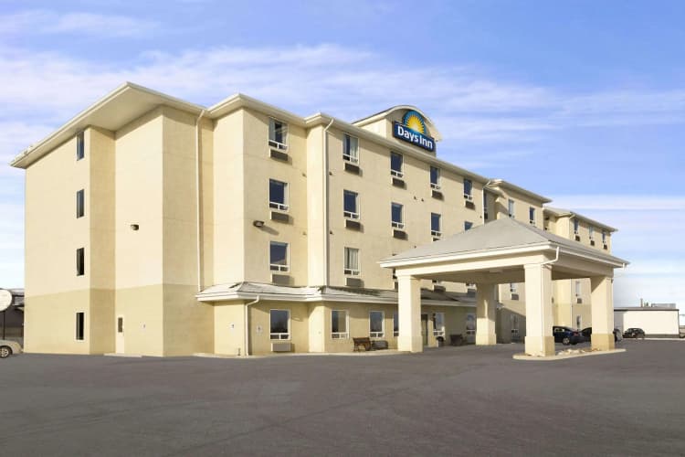 Days Inn By Wyndham Moose Jaw, photo 2