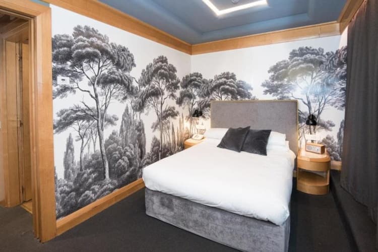 White Hotel photo 4