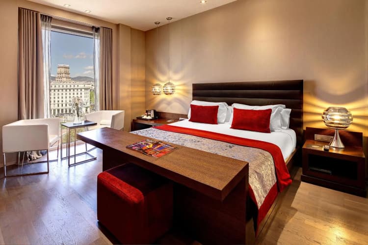Olivia Plaza Hotel photo 4