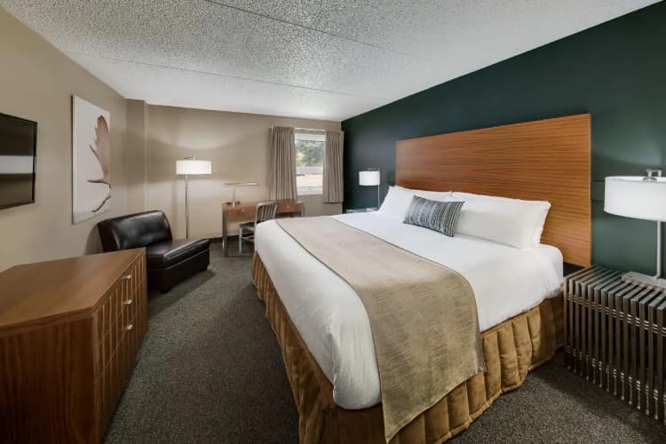 Heritage Inn Hotel & Convention Centre Moose Jaw photo 2
