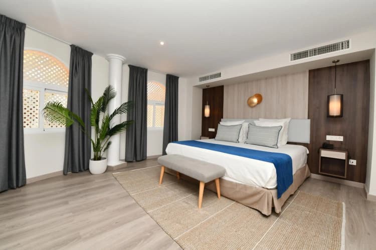 Hotel Salobrena Suites photo 5