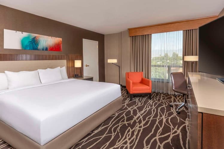 DoubleTree by Hilton Hotel San Bernardino photo 4