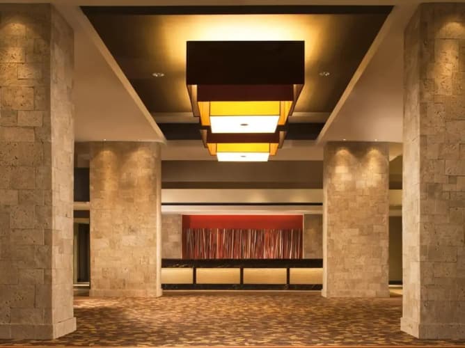 Seven Clans Hotel photo 2