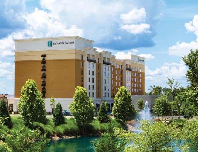 Embassy Suites Chattanooga / Hamilton Place photo 2
