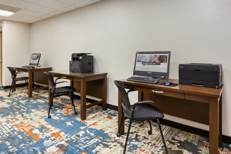 Crowne Plaza Columbus North Worthington photo 4