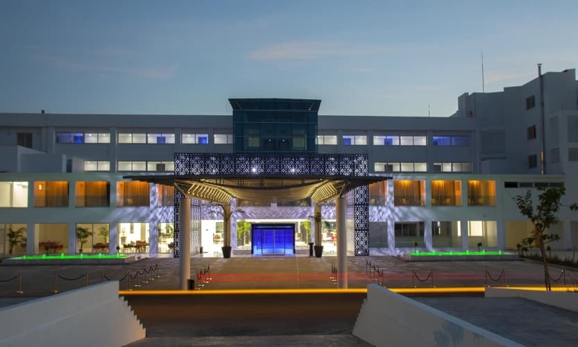 King Evelthon Beach Hotel and Resort, photo 2