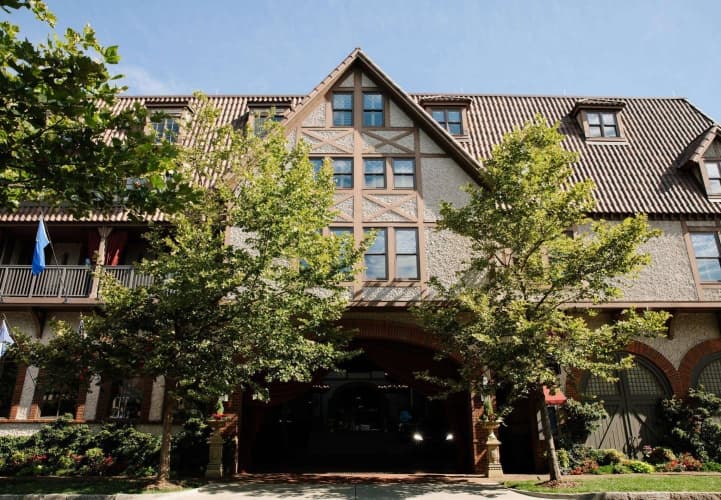 Grand Bohemian Hotel Asheville, Autograph Collection, photo 2