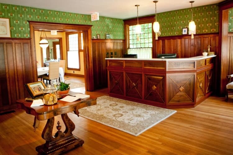 Showers Inn photo 3