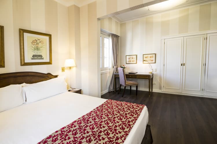 Claridge Hotel photo 5
