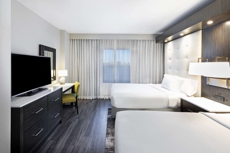 Embassy Suites by Hilton Houston Energy Corridor photo 4