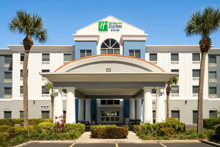 Holiday Inn Express & Suites St. Petersburg North (I-275) photo 2