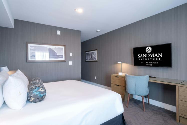 Sandman Signature Ottawa Airport Hotel photo 5