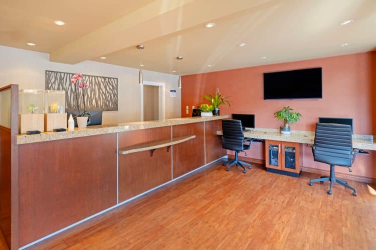 Best Western Plus Emerald Isle Hotel, photo 3