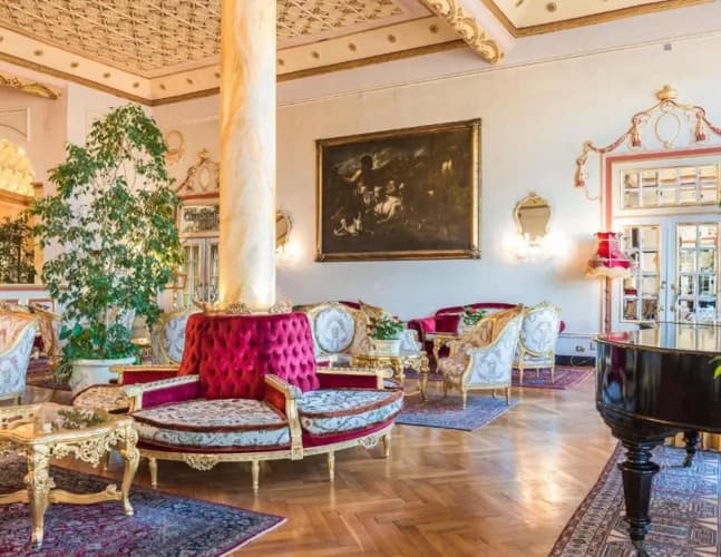 Regina Palace, photo 3