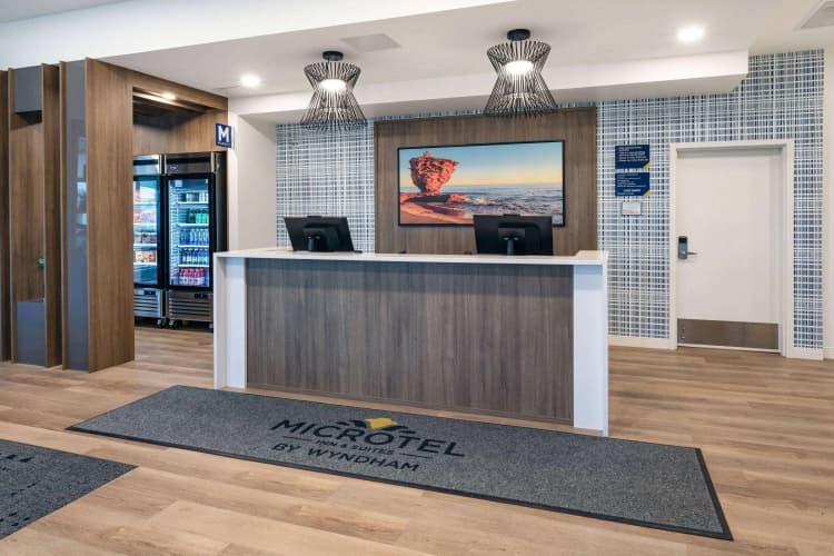 Microtel Inn and Suites by Wyndham Summerside, photo 3