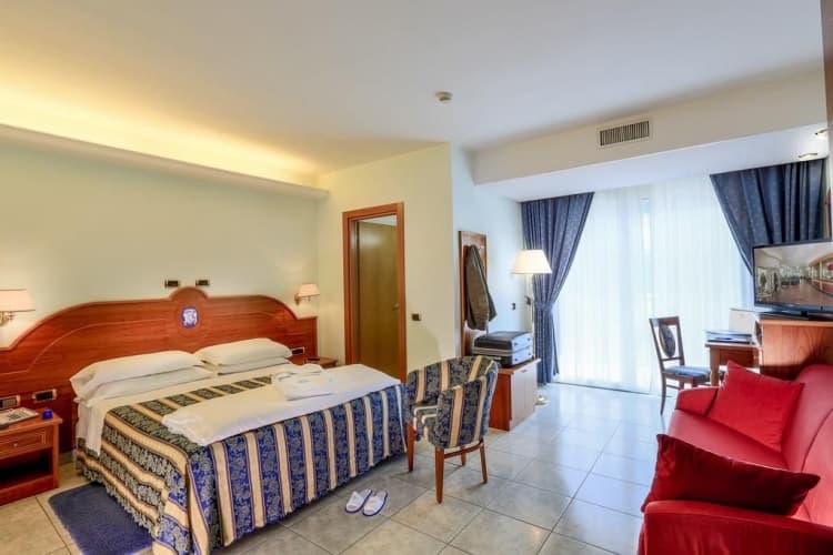 Hotel Ambassador, photo 5