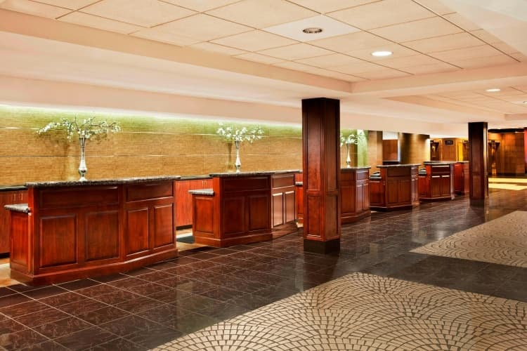 Sheraton Greensboro At Four Seasons photo 3