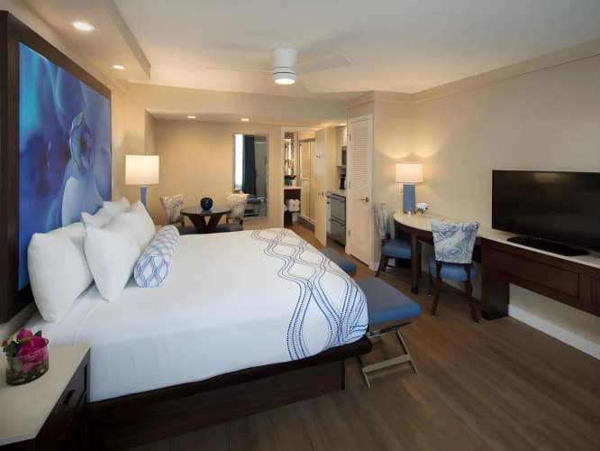 Lido Beach Resort photo 4