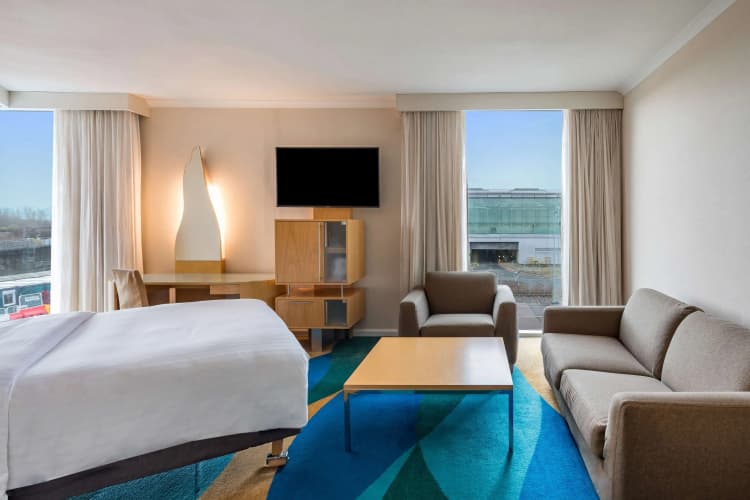 Radisson Blu Hotel, London Stansted Airport photo 4